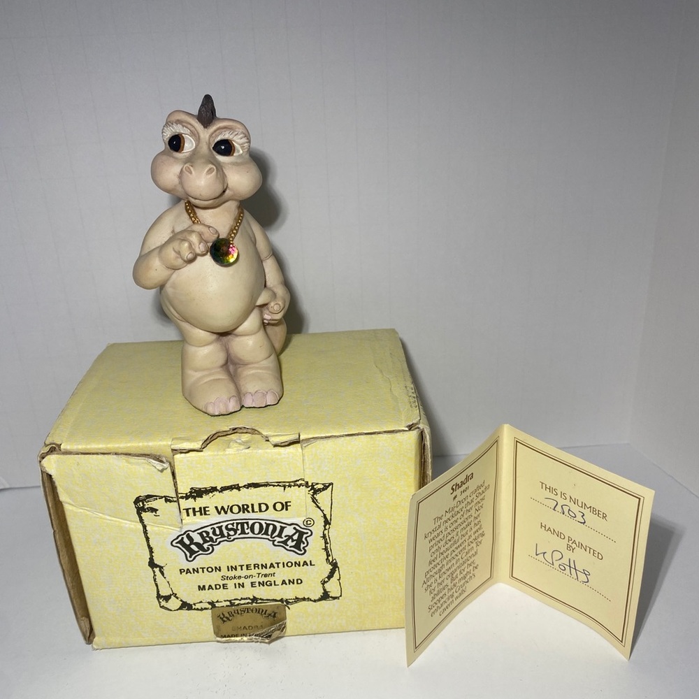 The World of Krystonia SHADRA #3401 w/ Box